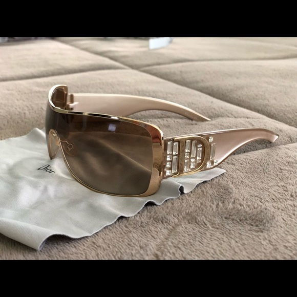 Dior Sunglasses - Picture 3 of 4